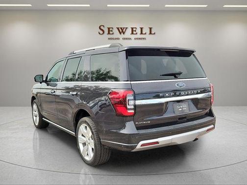 Gray Metallic 2024 Ford Expedition Platinum