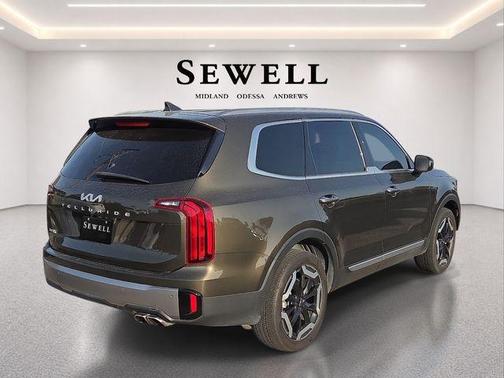 Dark Moss 2025 Kia Telluride S