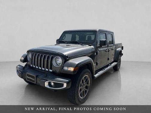 Granite Crystal Metallic Clearcoat 2022 Jeep Gladiator Overland