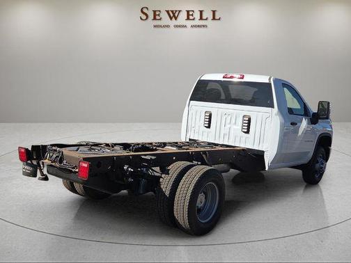 Summit White 2026 Chevrolet Silverado 3500 WT
