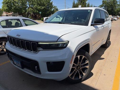 Bright White Clearcoat 2021 Jeep Grand Cherokee L Overland