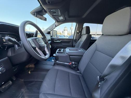 2026 GMC Sierra 2500 SLE