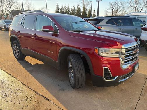 2023 GMC Acadia AWD SLT