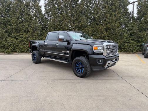 2019 GMC Sierra 2500 Denali