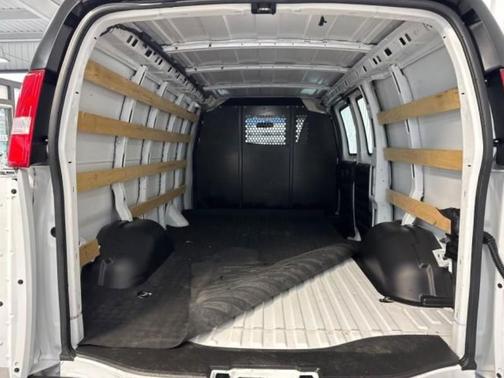 Summit White 2025 GMC Savana 2500 Work Van