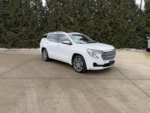 2024 GMC Terrain Denali