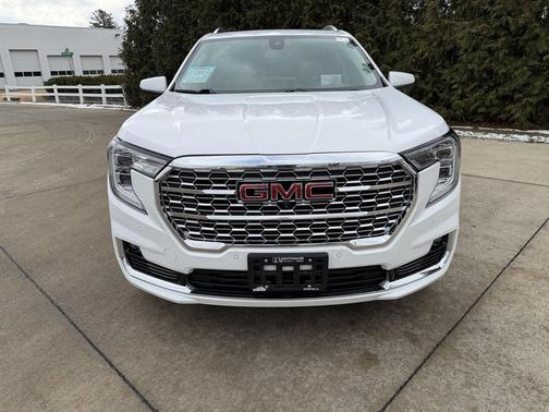 2024 GMC Terrain Denali