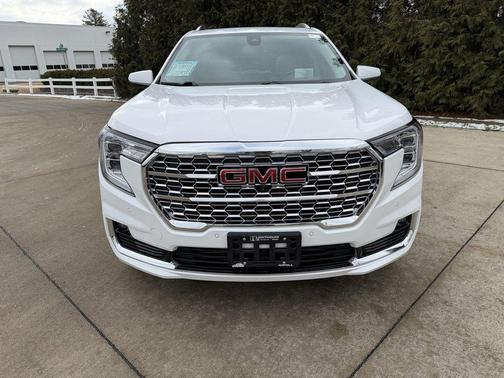2024 GMC Terrain Denali