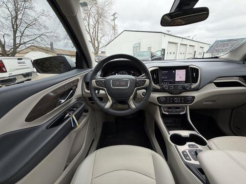 2024 GMC Terrain Denali