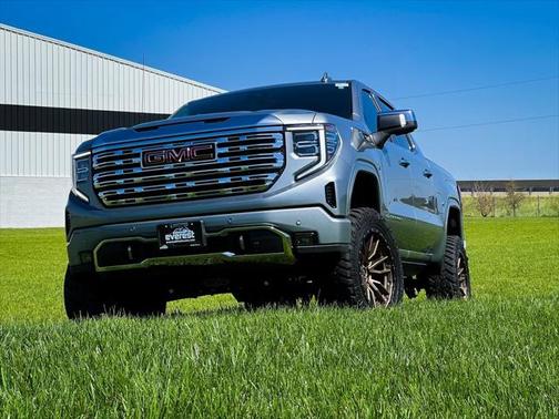 Sterling Metallic 2023 GMC Sierra 1500 Denali