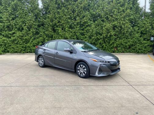 2020 Toyota Prius Prime XLE