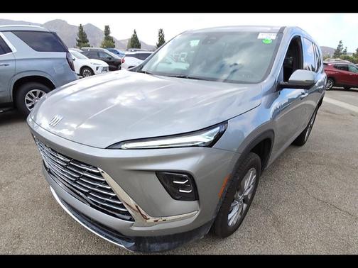 2025 Buick Enclave Preferred FWD