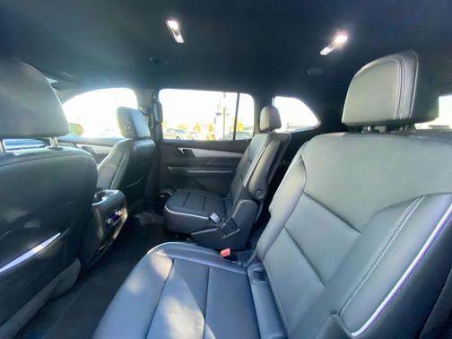 2025 Buick Enclave Preferred FWD