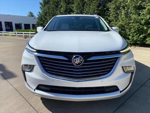 2022 Buick Enclave AWD Essence