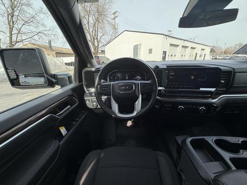 2025 GMC Sierra 2500 SLE