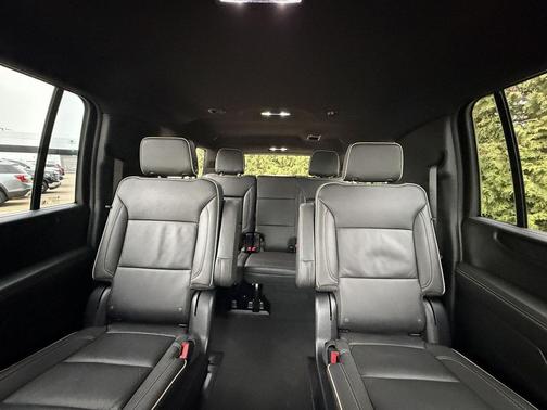 2025 GMC Yukon XL 4WD Elevation