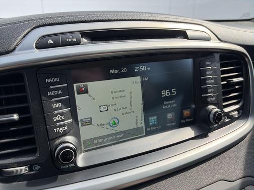 Snow White Pearl 2017 Kia Sorento SX