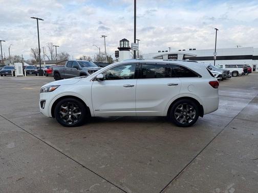 Snow White Pearl 2017 Kia Sorento SX