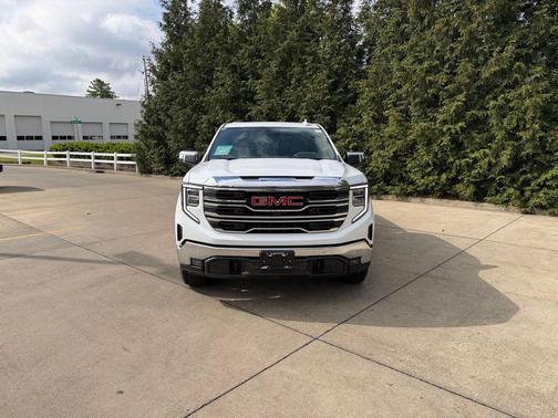 Summit White 2026 GMC Sierra 1500 SLT