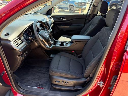 Volcanic Red Tintcoat 2023 GMC Acadia AWD SLE