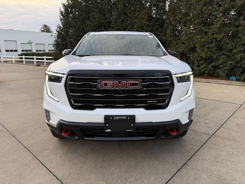 2026 GMC Acadia AT4 AWD