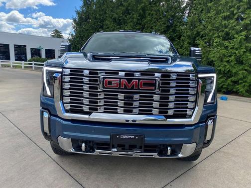 2026 GMC Sierra 2500 Denali