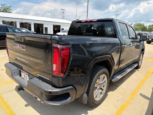 Onyx Black 2022 GMC Sierra 1500 Denali