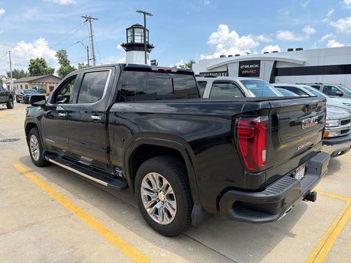 Onyx Black 2022 GMC Sierra 1500 Denali