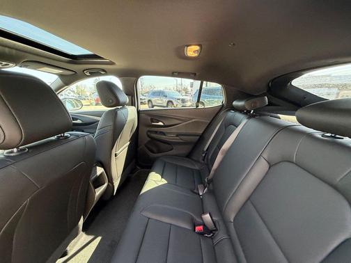 Summit White 2026 Buick Envista Sport Touring FWD