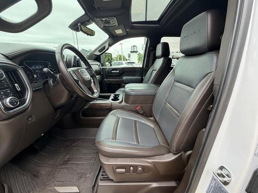 White Frost Tricoat 2023 GMC Sierra 2500 Denali
