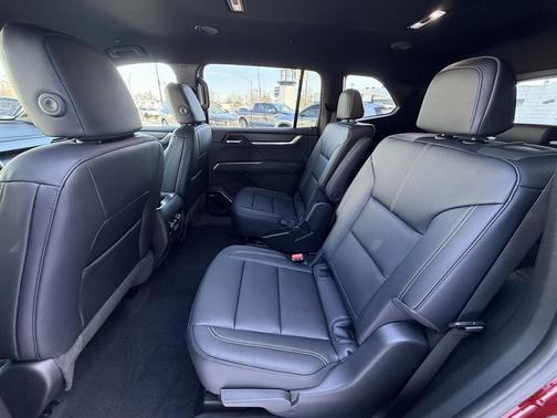 2026 GMC Acadia Elevation AWD