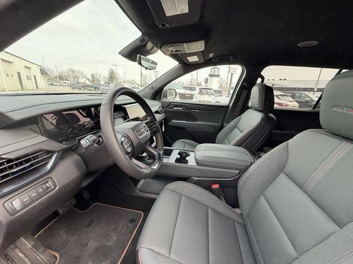 2026 GMC Acadia AT4 AWD