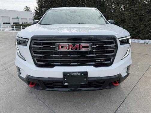 2026 GMC Acadia AT4 AWD