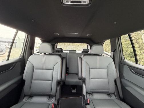 2026 GMC Acadia AT4 AWD