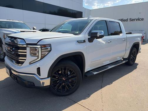 2023 GMC Sierra 1500 SLT