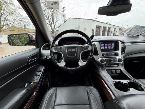 2020 GMC Yukon XL SLT