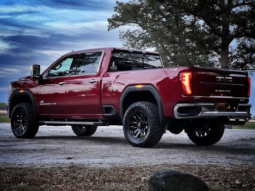 2026 GMC Sierra 2500 SLT