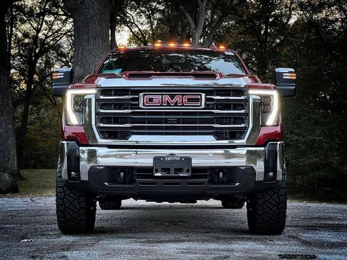 2026 GMC Sierra 2500 SLT