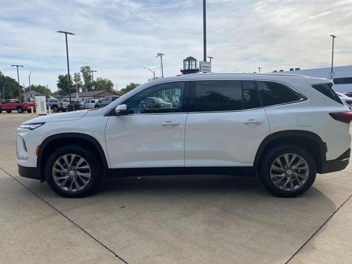 2025 Buick Enclave Preferred FWD
