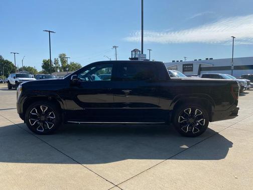 2025 GMC Sierra EV Max Range Denali