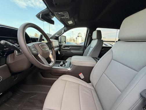 2026 GMC Sierra 2500 SLT