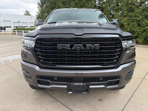 Granite Crystal Metallic Clearcoat 2025 RAM 1500 Laramie