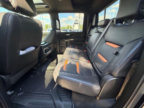 Ebony Twilight Metallic 2022 GMC Sierra 2500 AT4