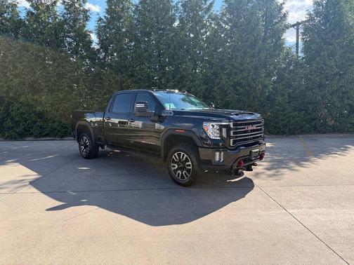 Ebony Twilight Metallic 2022 GMC Sierra 2500 AT4