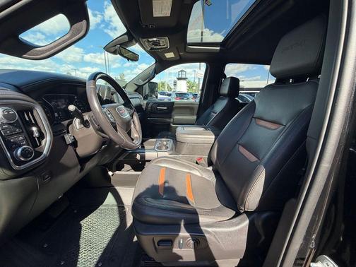 Ebony Twilight Metallic 2022 GMC Sierra 2500 AT4