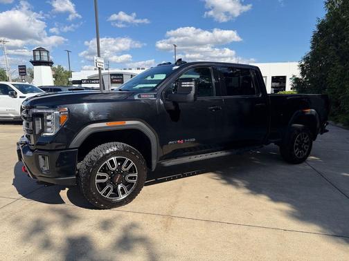Ebony Twilight Metallic 2022 GMC Sierra 2500 AT4