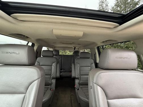 2017 GMC Yukon XL Denali