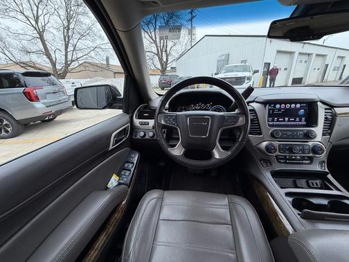 2017 GMC Yukon XL Denali