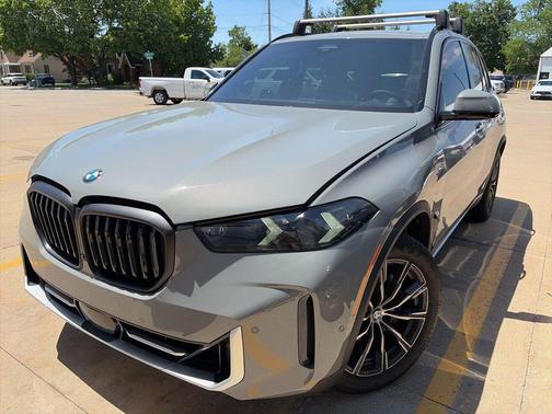 Silver 2025 BMW X5 xDrive40i