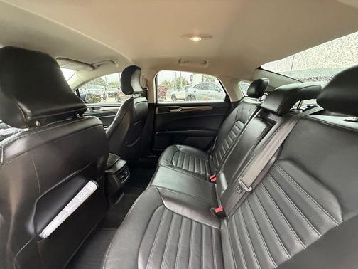 Deep Impact Blue 2015 Ford Fusion SE